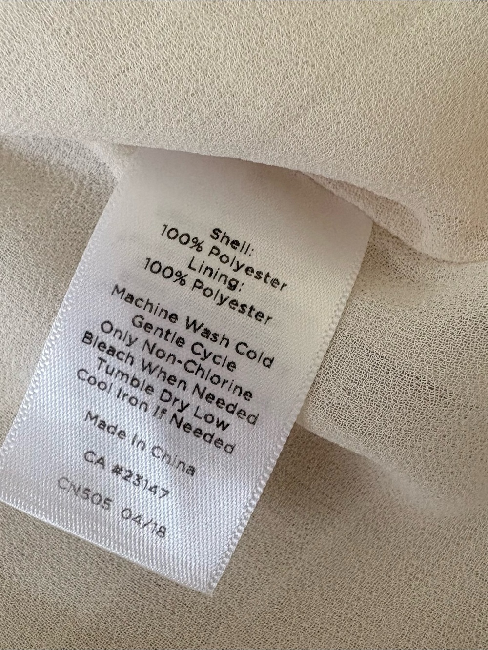 Talbots Cream Tie-Neck Long Sleeve Blouse with Navy Trim size L - Picture 7 of 7